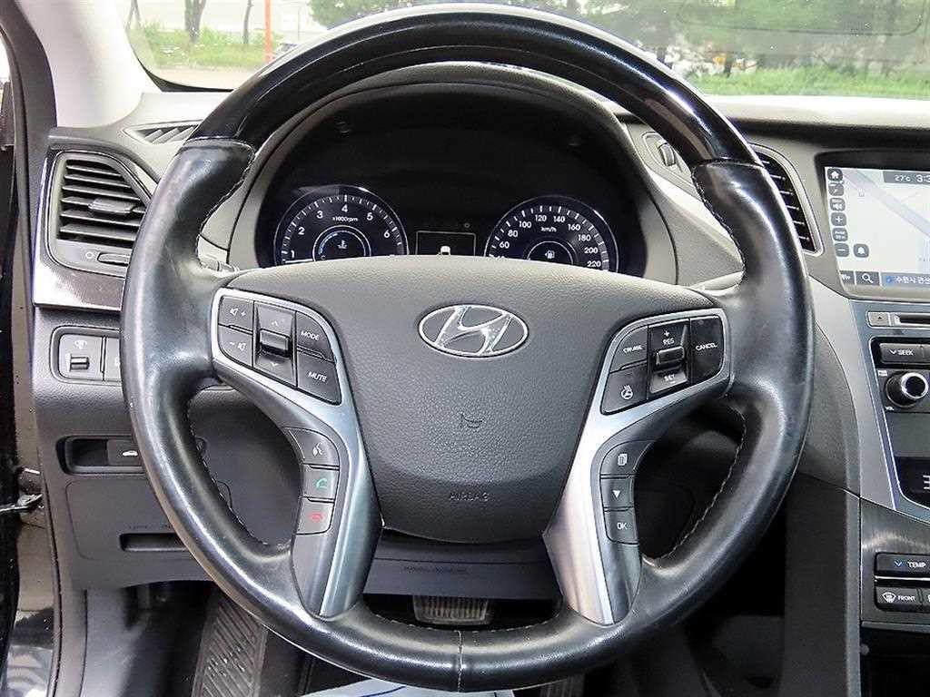 현대 그랜저 그랜저 HG HG300 EXCLUSIVE 이미지 8