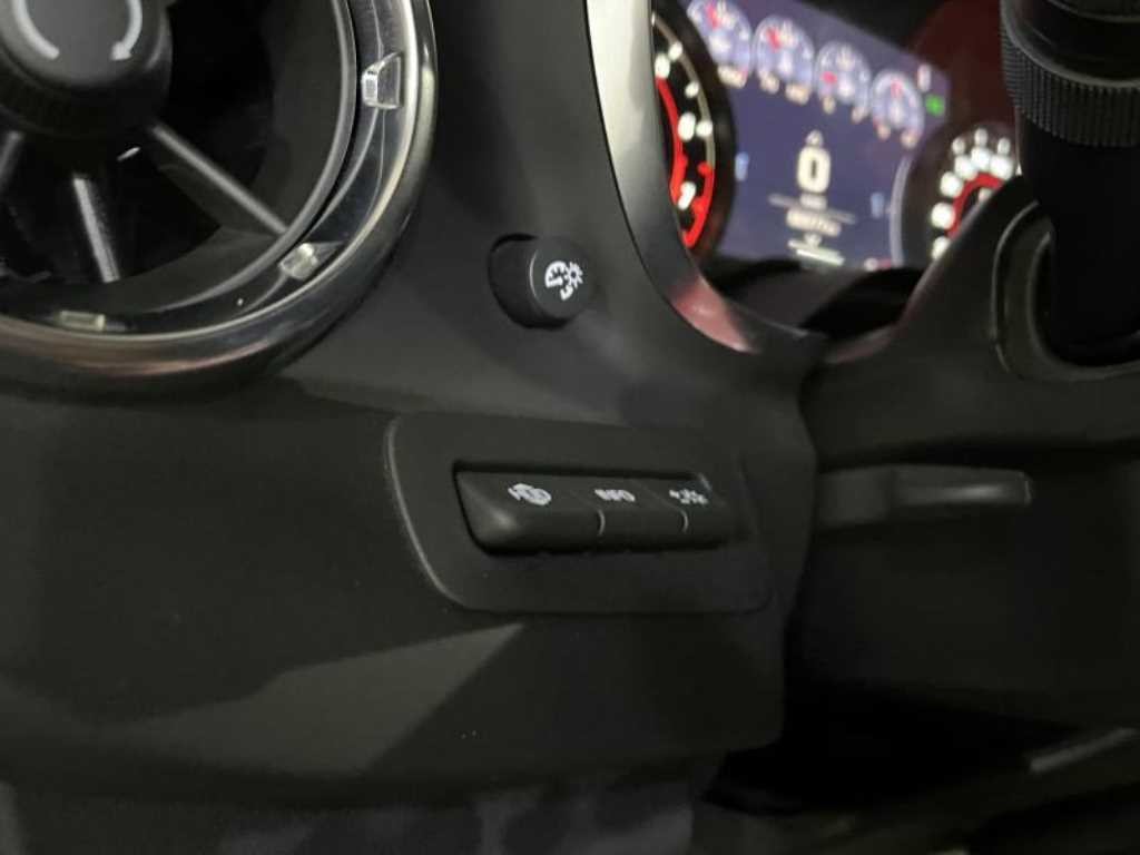 쉐보레 카마로 더뉴카마로 SS 6.2 V8 볼케이노 레드 이미지 9