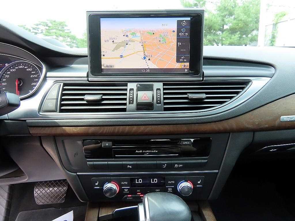 아우디 A7 3.0 TFSI 콰트로 엔트리 이미지 13