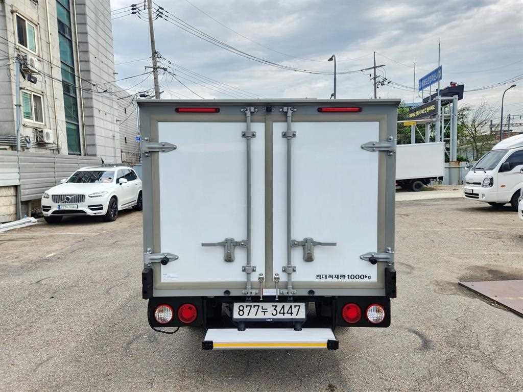 소형화물 내장탑(저상) [저상내장탑]봉고3 (LPG2.5터보) 킹캡/초장축/로우형 L라이트 이미지 6