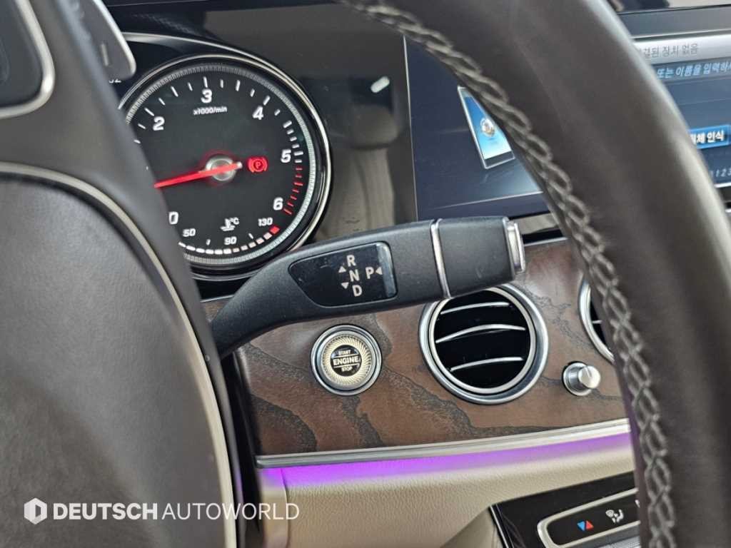 벤츠 E 클래스 E-클래스 W213 E220d 익스클루시브 이미지 10