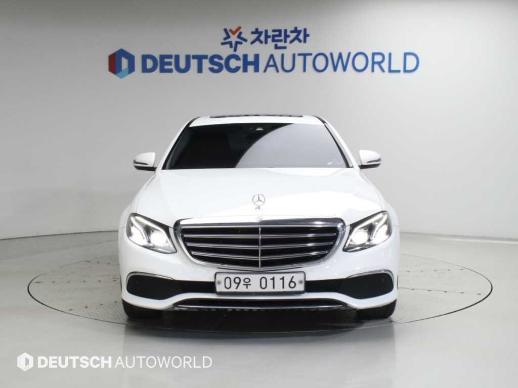벤츠 E 클래스 E-클래스 W213 E220d 익스클루시브 이미지 4