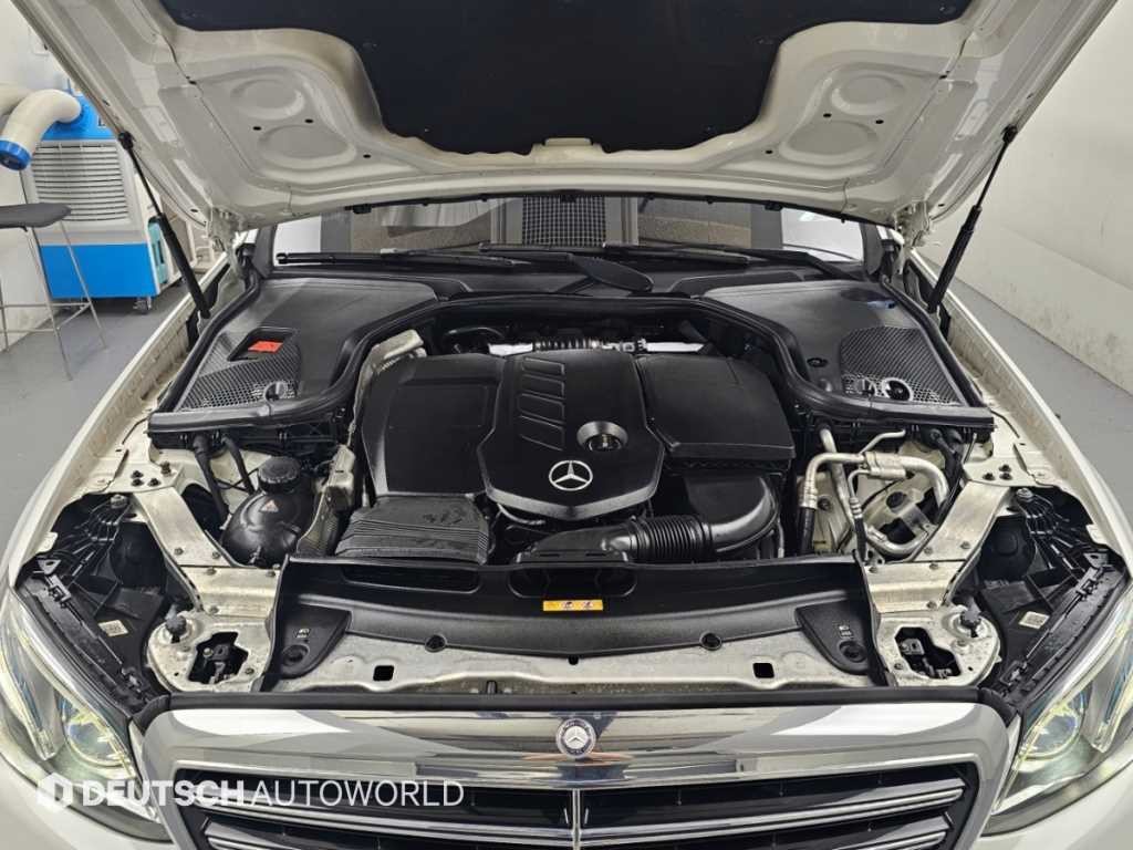 벤츠 E 클래스 E-클래스 W213 E220d 익스클루시브 이미지 7