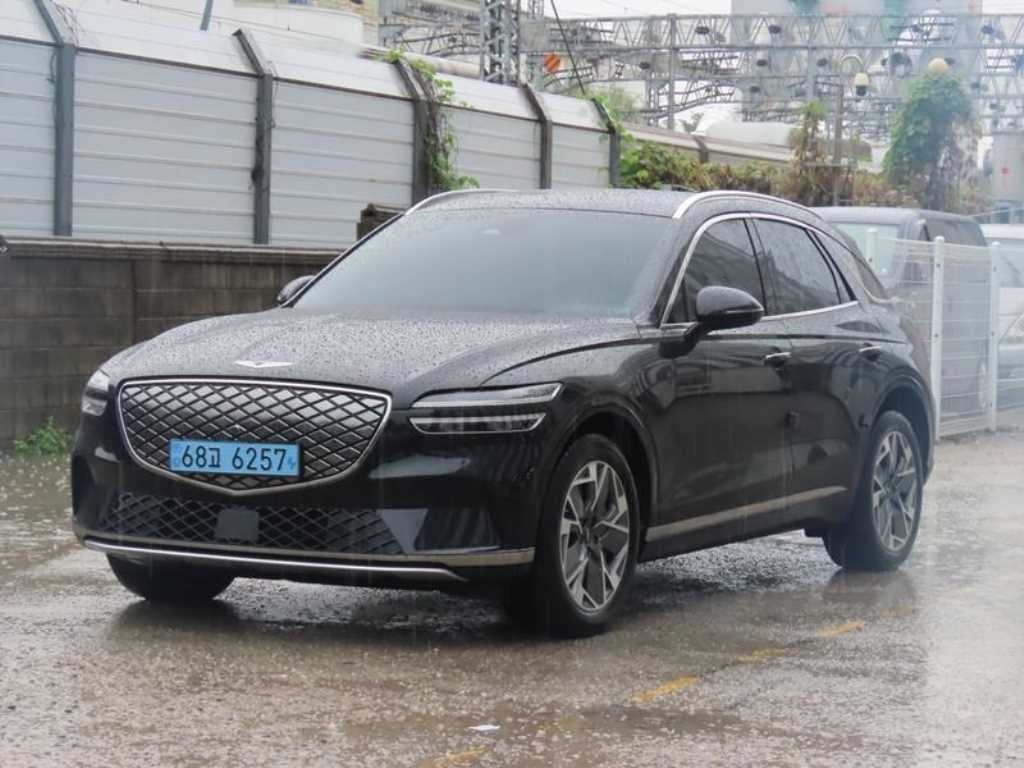 제네시스 GV70 일렉트리파이드 GV70 e-AWD 이미지 2