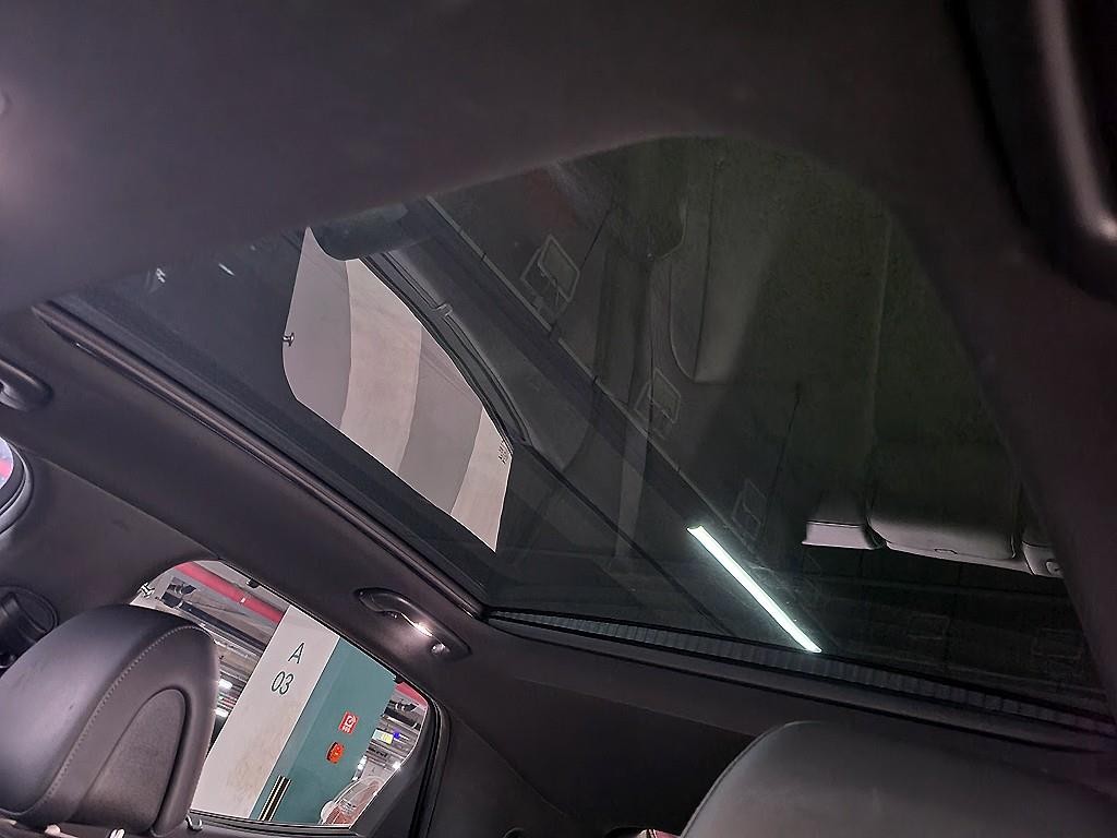 제네시스 GV60 스탠다드 2WD 이미지 16