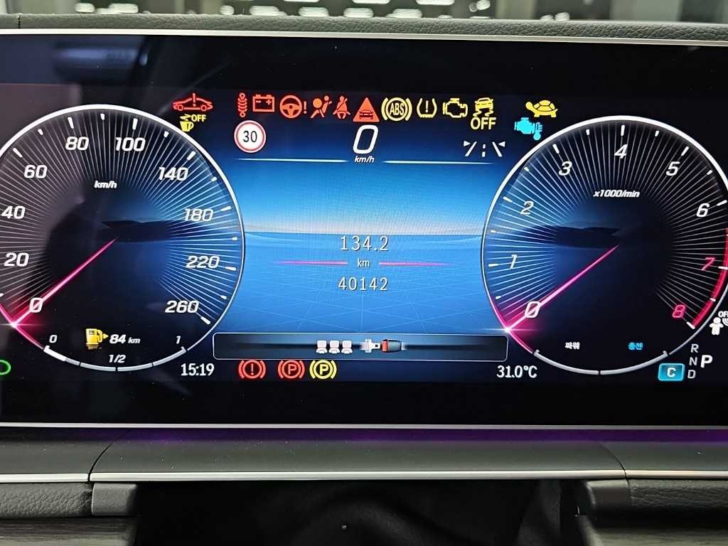 벤츠 GLE 클래스 GLE 클래스 W167 GLE 450 4MATIC 이미지 6