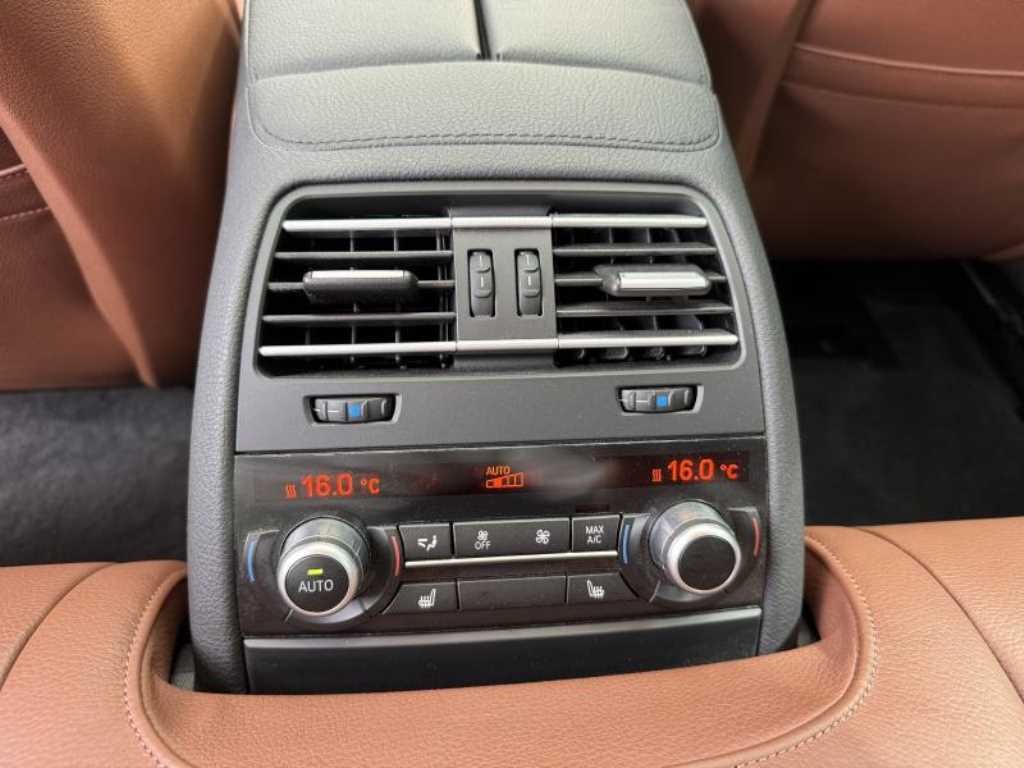 BMW 6시리즈 6시리즈 (F12) 640 그란쿠페 d xDrive M 스포츠 그란쿠페 이미지 13
