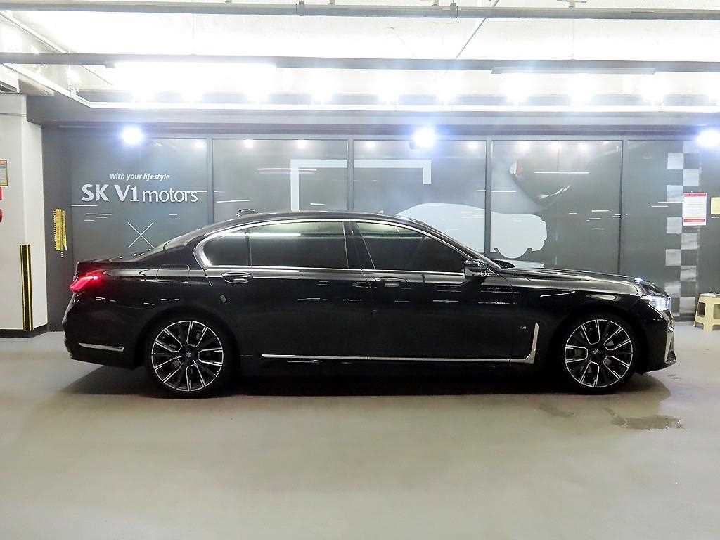 BMW 7시리즈 7시리즈 (G11) 745Le sDrive M 스포츠 이미지 3