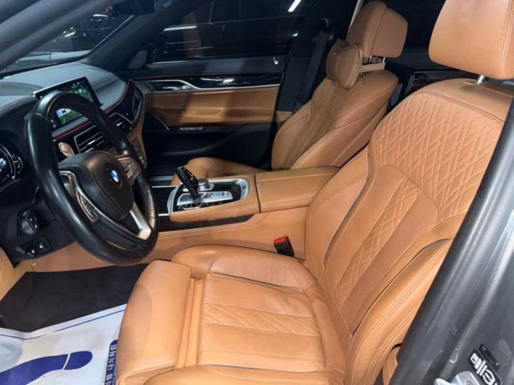 BMW 7시리즈 7시리즈 (G11) 740Ld xDrive M 스포츠 이미지 6