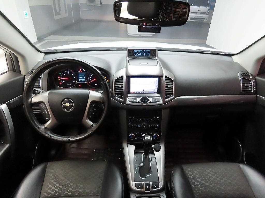 쉐보레 캡티바 2.0 2WD LT 프리미엄 이미지 8