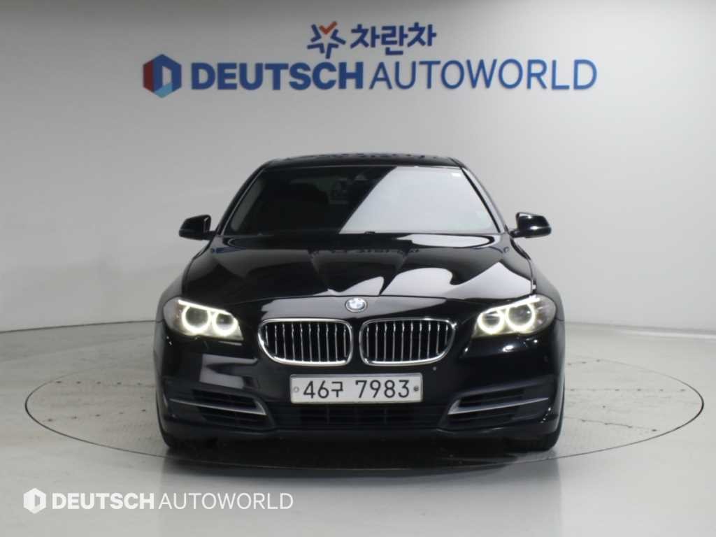 BMW 5시리즈 5시리즈 (F10) 520d xDrive 이미지 3