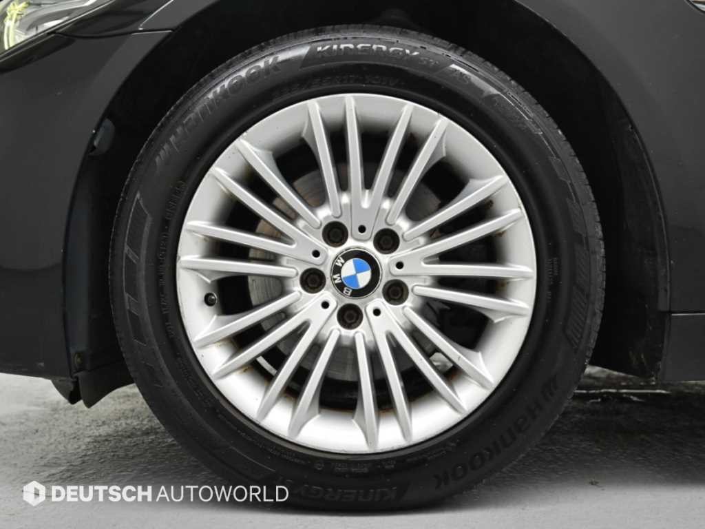 BMW 5시리즈 5시리즈 (F10) 520d xDrive 이미지 5