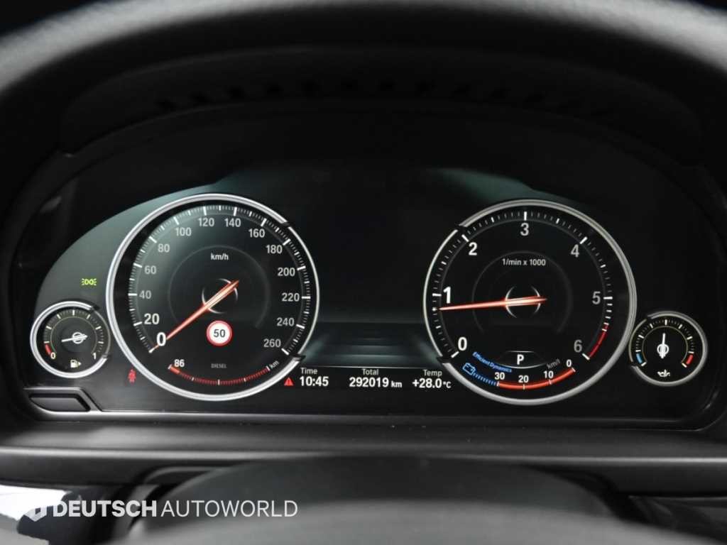 BMW 5시리즈 5시리즈 (F10) 520d xDrive 이미지 8