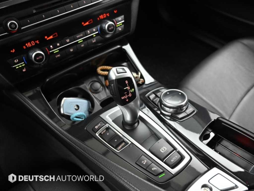 BMW 5시리즈 5시리즈 (F10) 520d xDrive 이미지 9