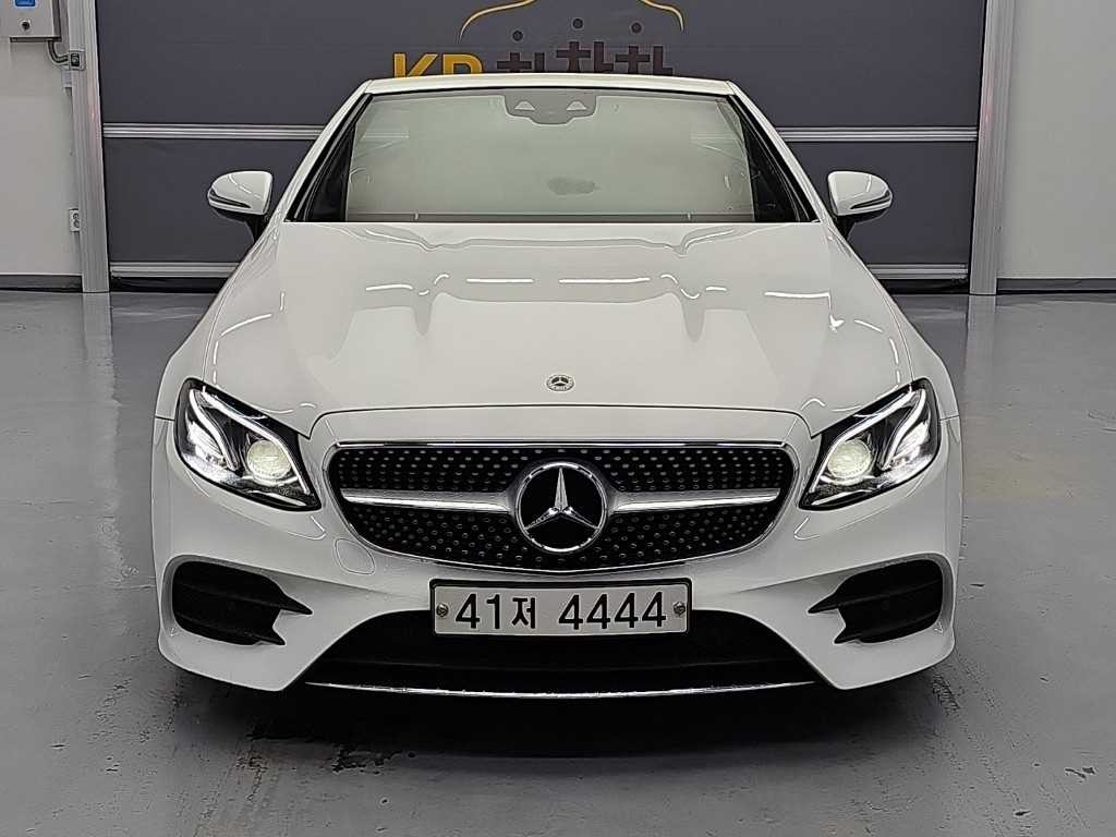 벤츠 E 클래스 E-클래스 W213 E220d 카브리올레 이미지 1