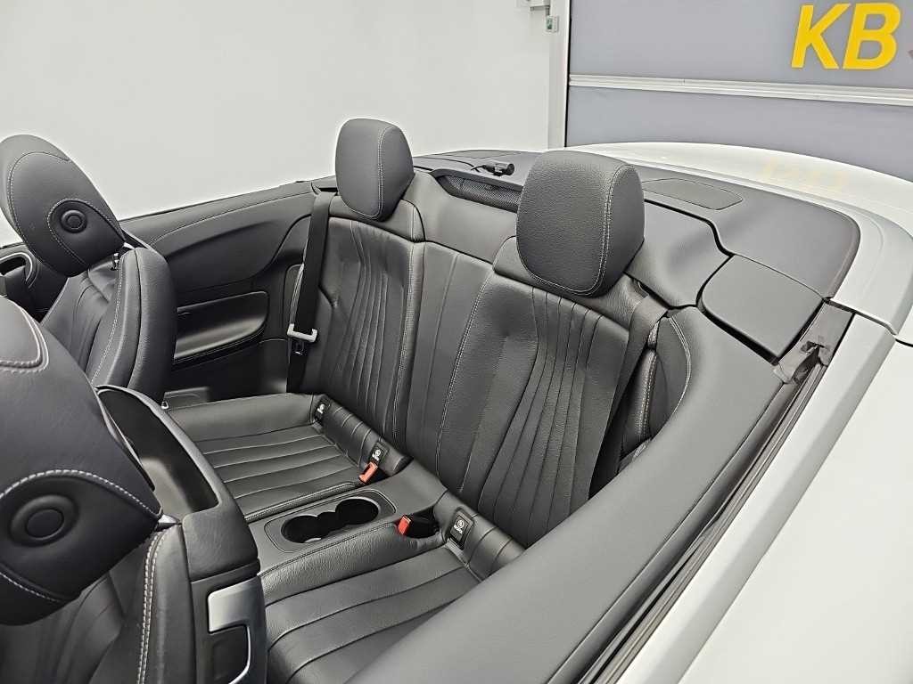 벤츠 E 클래스 E-클래스 W213 E220d 카브리올레 이미지 12