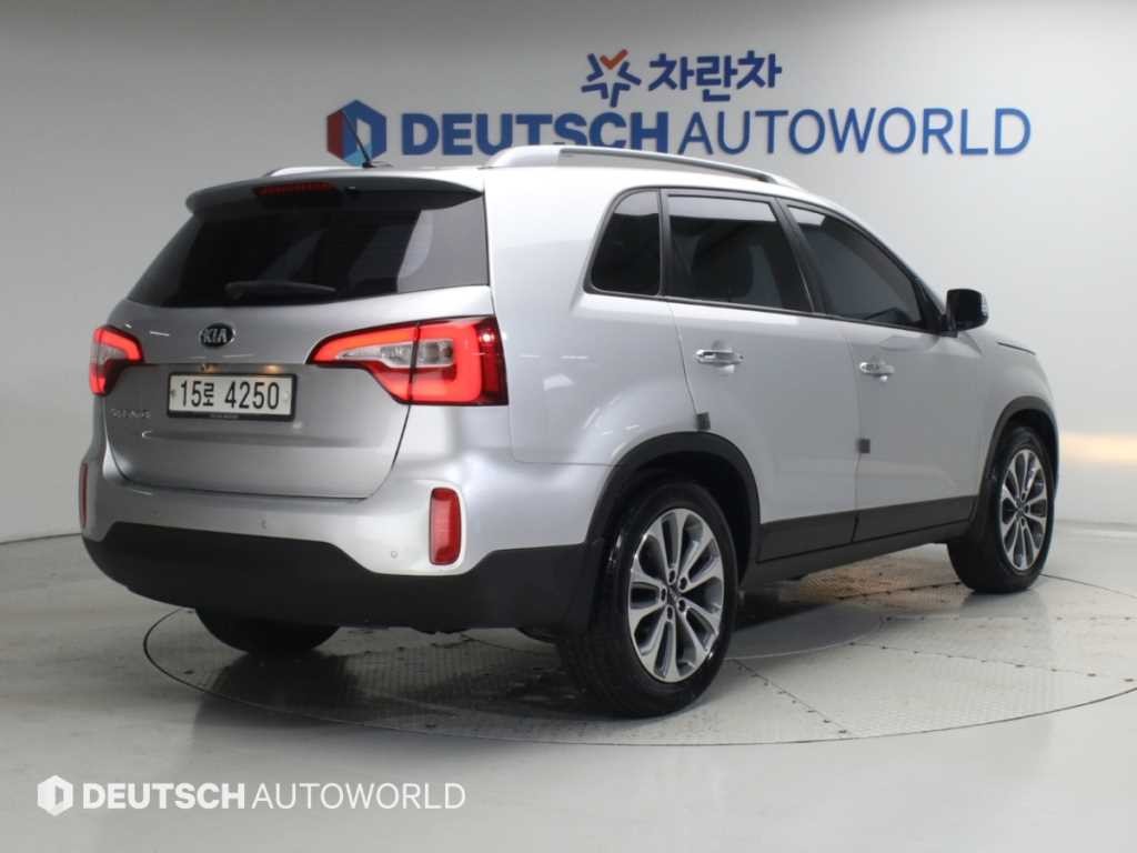 기아 쏘렌토 뉴 쏘렌토 R 2WD 2.0 TLX 스페셜 이미지 2
