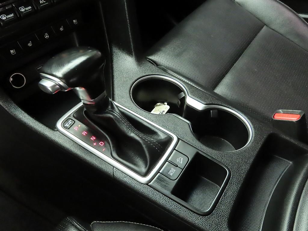 기아 스포티지 스포티지 더 볼드 2.0 디젤 2WD 럭셔리 이미지 11
