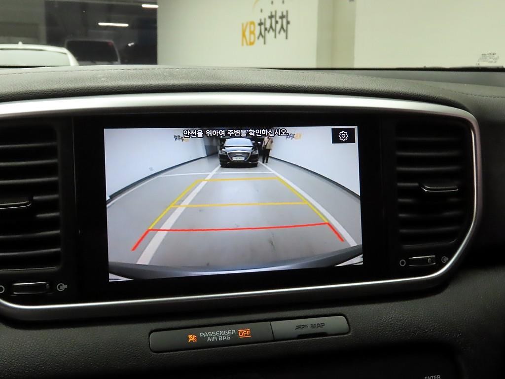 기아 스포티지 스포티지 더 볼드 2.0 디젤 2WD 럭셔리 이미지 16