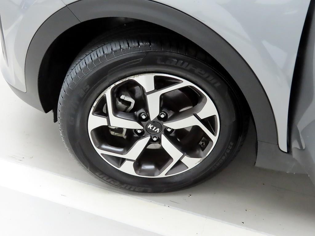 기아 스포티지 스포티지 더 볼드 2.0 디젤 2WD 럭셔리 이미지 19