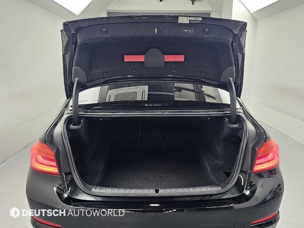 BMW 5시리즈 5시리즈 (G30) 530i xDrive 럭셔리 플러스 이미지 19