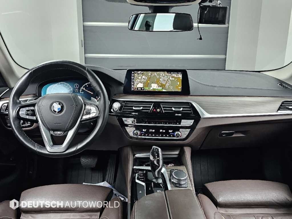 BMW 5시리즈 5시리즈 (G30) 530i xDrive 럭셔리 플러스 이미지 7