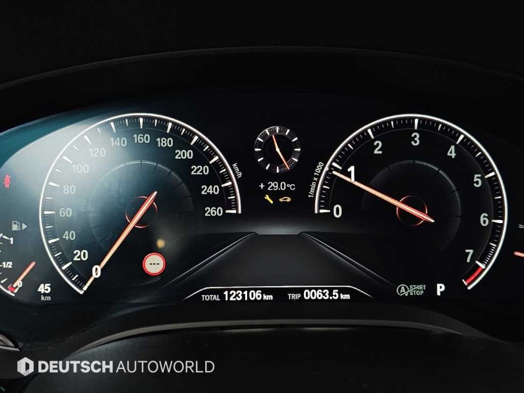 BMW 5시리즈 5시리즈 (G30) 530i xDrive 럭셔리 플러스 이미지 8