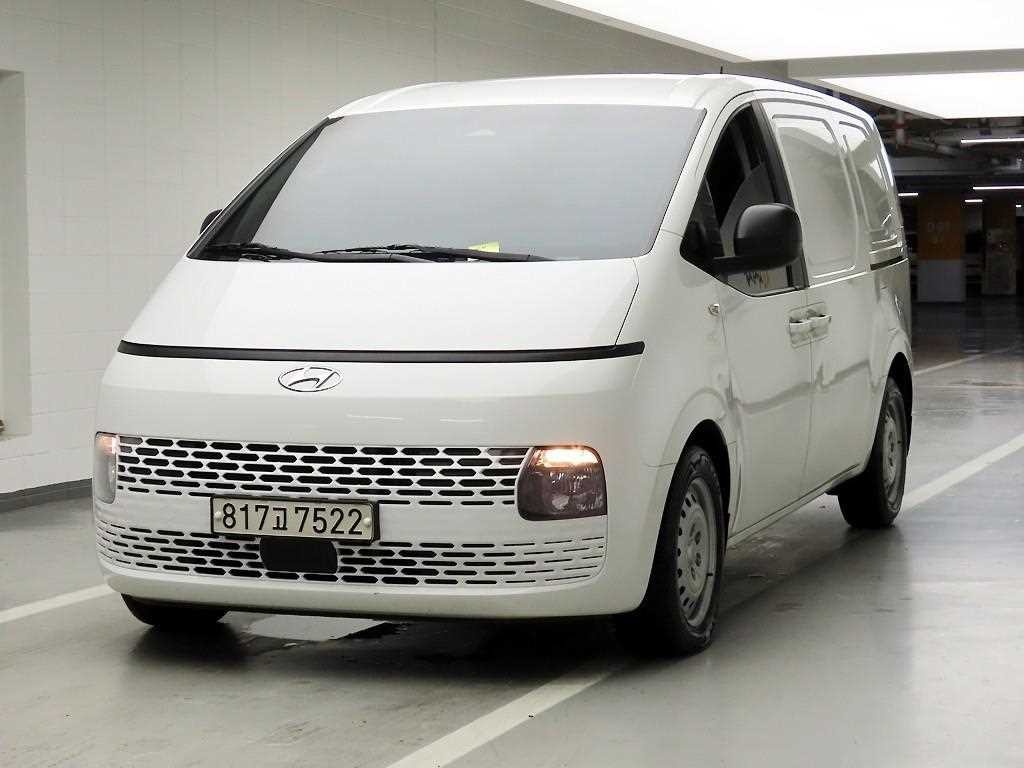 현대 스타리아 2WD 디젤 카고 스마트 3인승 이미지 1