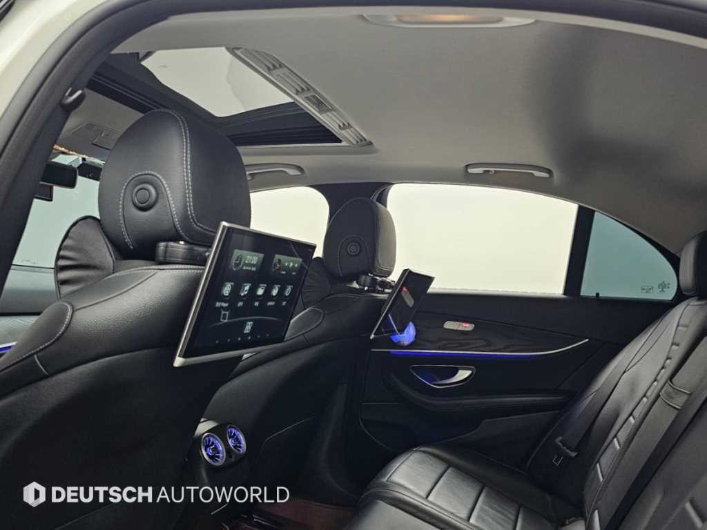 벤츠 E 클래스 E-클래스 W213 E220d 익스클루시브 이미지 18