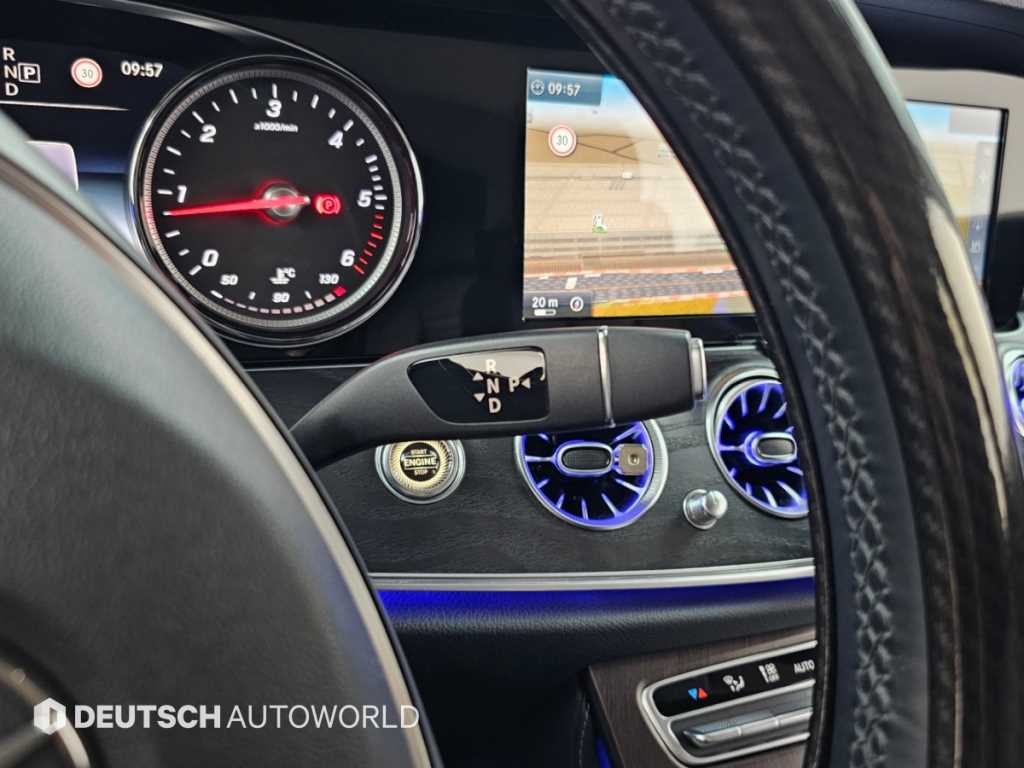 벤츠 E 클래스 E-클래스 W213 E220d 익스클루시브 이미지 9