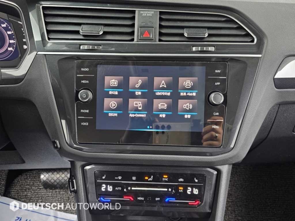 폭스바겐 티구안 티구안(2세대) 2.0 TDI 프리미엄 4모션 이미지 14