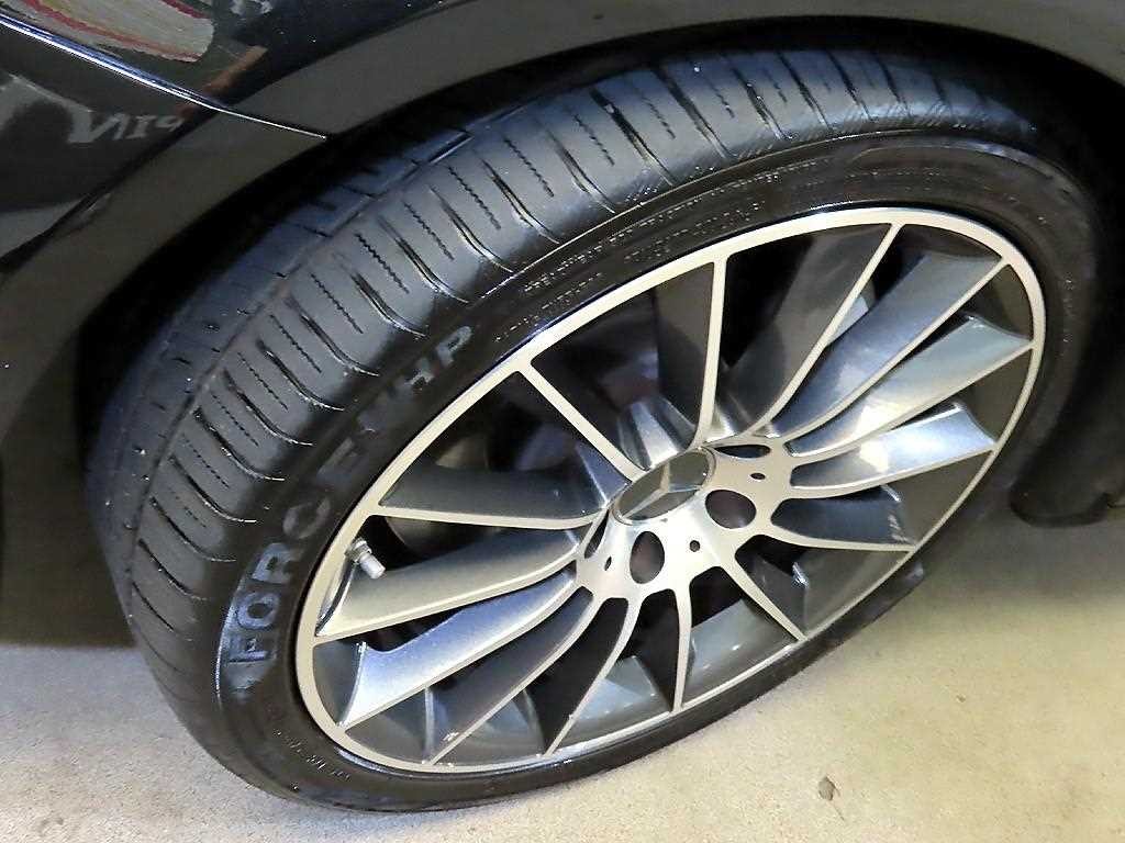 벤츠 E 클래스 E-클래스 W213 E300 아방가르드 이미지 20