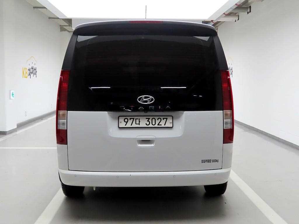 현대 스타리아 2WD 디젤 카고 스마트 3인승 이미지 3