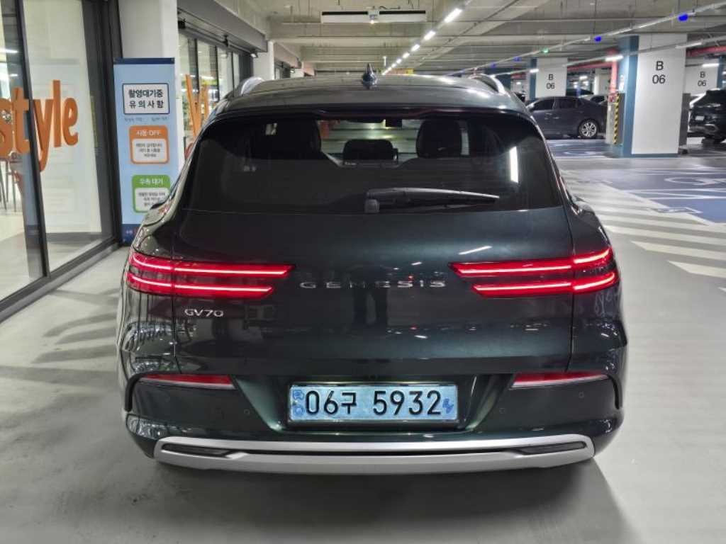 제네시스 GV70 일렉트리파이드 GV70 e-AWD 이미지 5