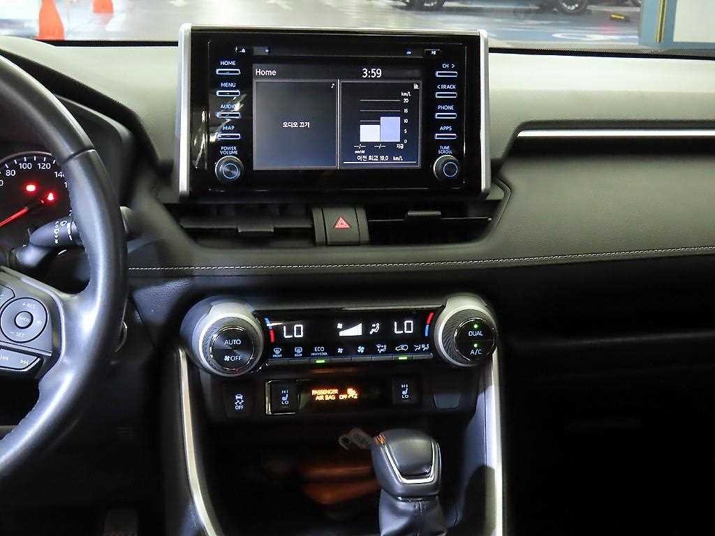 토요타 라브4 RAV4(5세대) 2.5 2WD 이미지 11