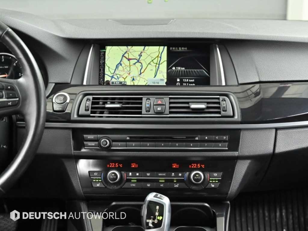 BMW 5시리즈 5시리즈 (F10) 520d 이미지 14