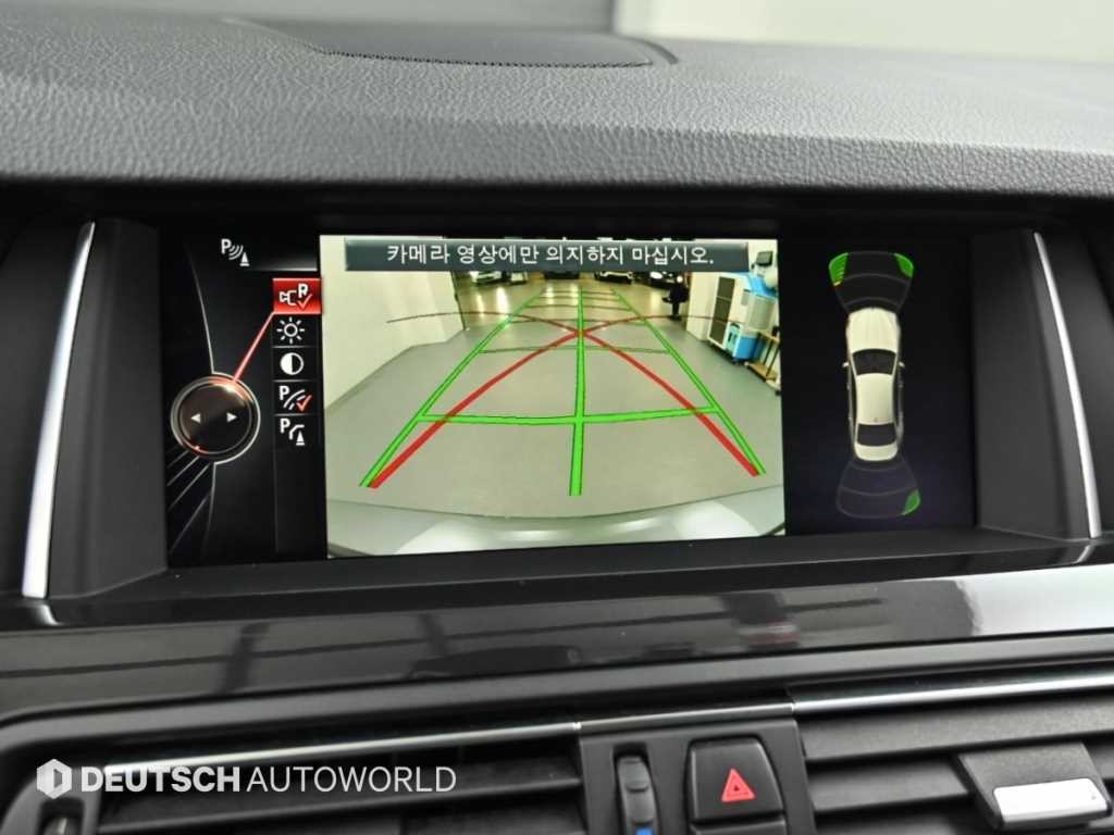 BMW 5시리즈 5시리즈 (F10) 520d 이미지 15
