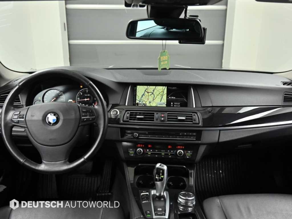 BMW 5시리즈 5시리즈 (F10) 520d 이미지 7
