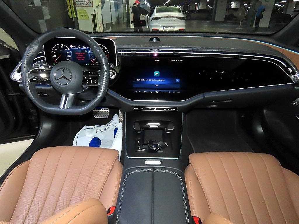 벤츠 E 클래스 E-클래스 W214 E300 4MATIC AMG Line 이미지 10