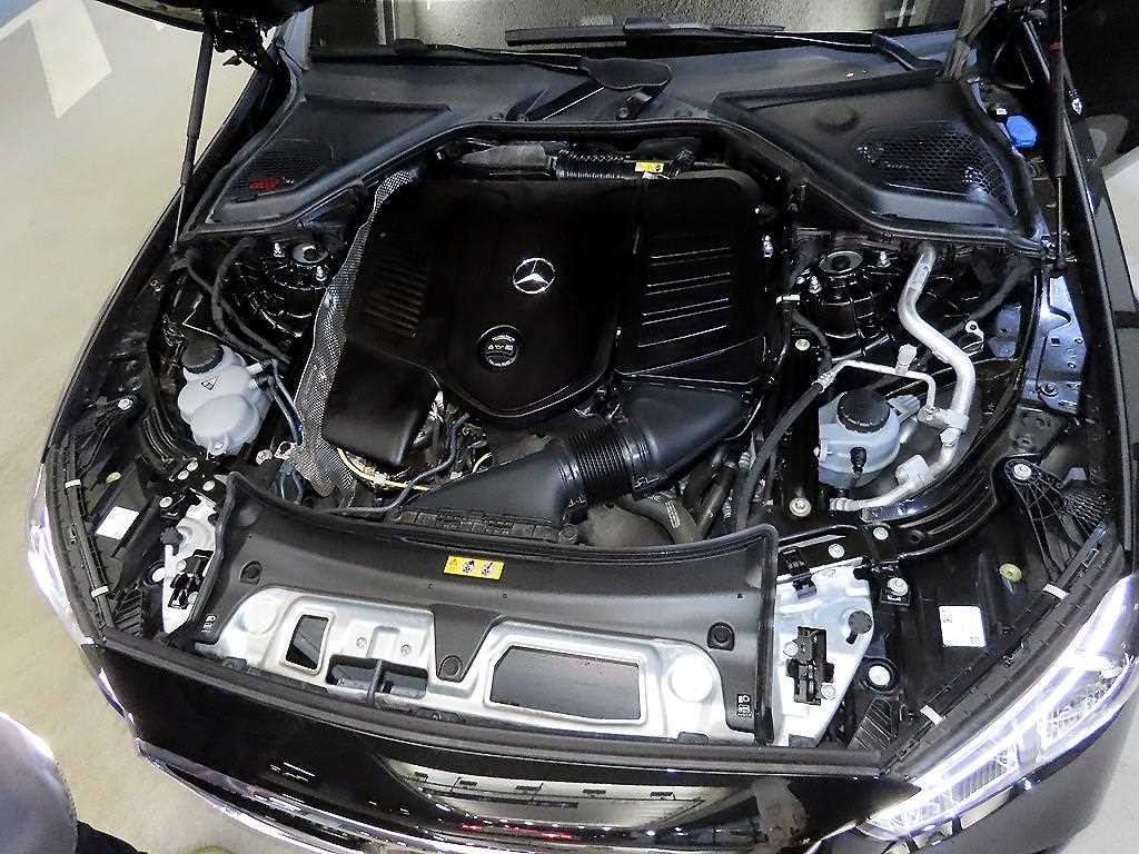 벤츠 E 클래스 E-클래스 W214 E300 4MATIC AMG Line 이미지 19