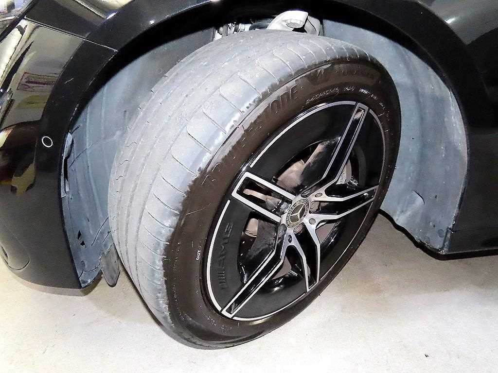 벤츠 E 클래스 E-클래스 W214 E300 4MATIC AMG Line 이미지 20