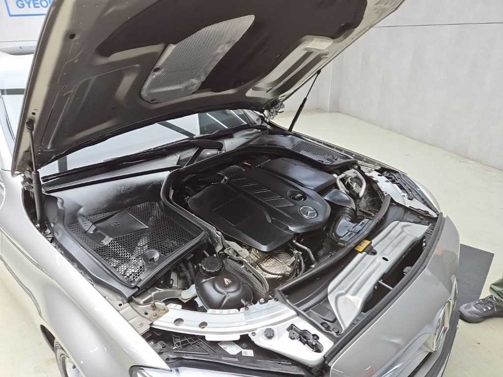 벤츠 C 클래스 C클래스 W205 C220 d 아방가르드 이미지 16