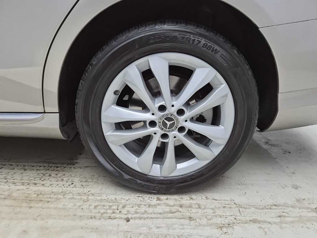 벤츠 C 클래스 C클래스 W205 C220 d 아방가르드 이미지 18