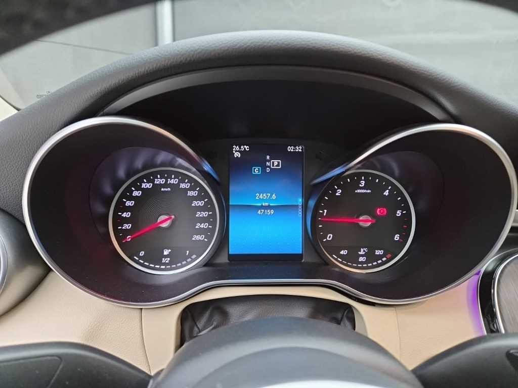 벤츠 C 클래스 C클래스 W205 C220 d 아방가르드 이미지 8