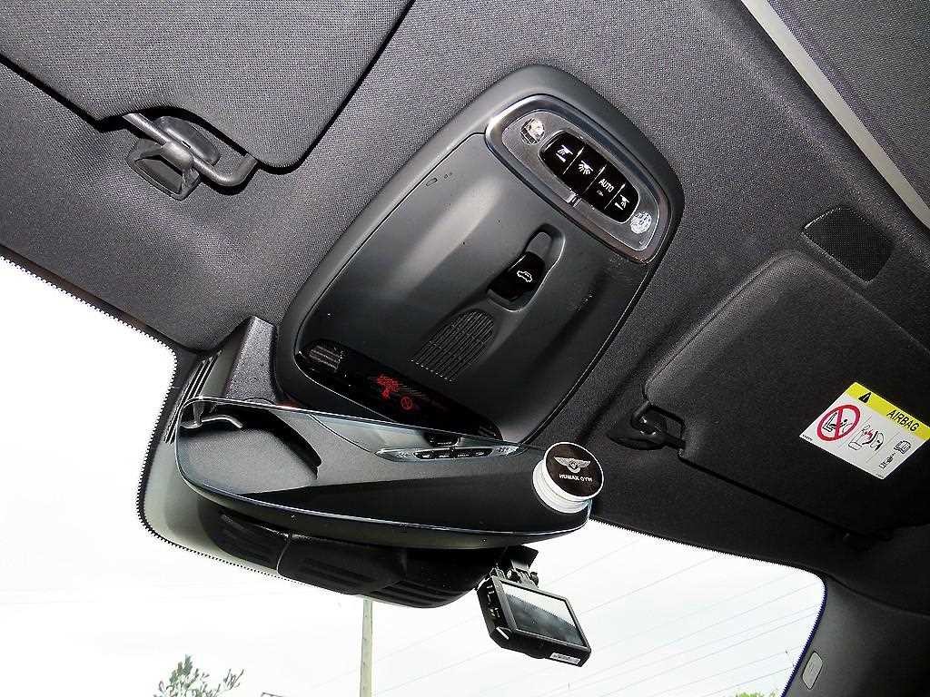 볼보 XC90 XC90 2세대 2.0 T8 AWD 인스크립션 이미지 15