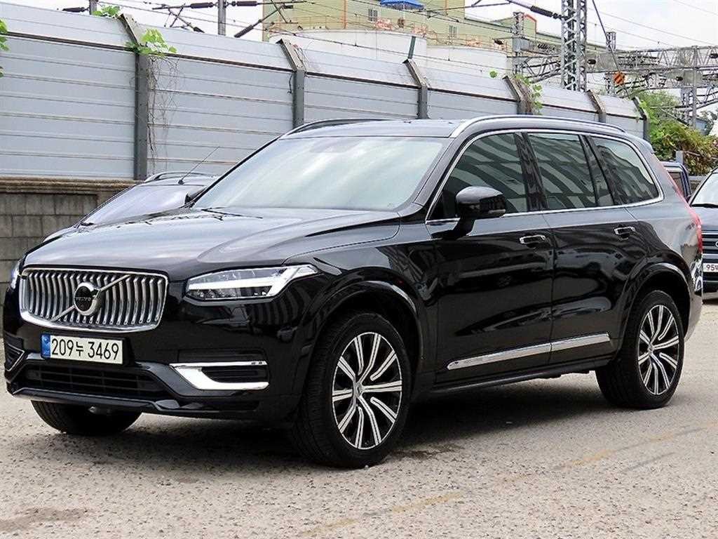 볼보 XC90 XC90 2세대 2.0 T8 AWD 인스크립션 이미지 2