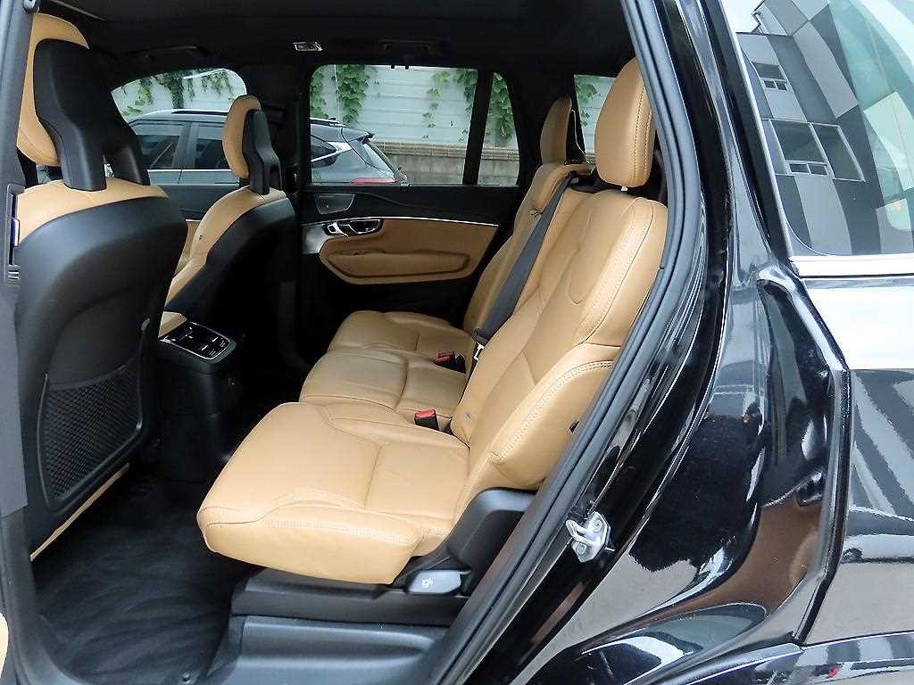 볼보 XC90 XC90 2세대 2.0 T8 AWD 인스크립션 이미지 6