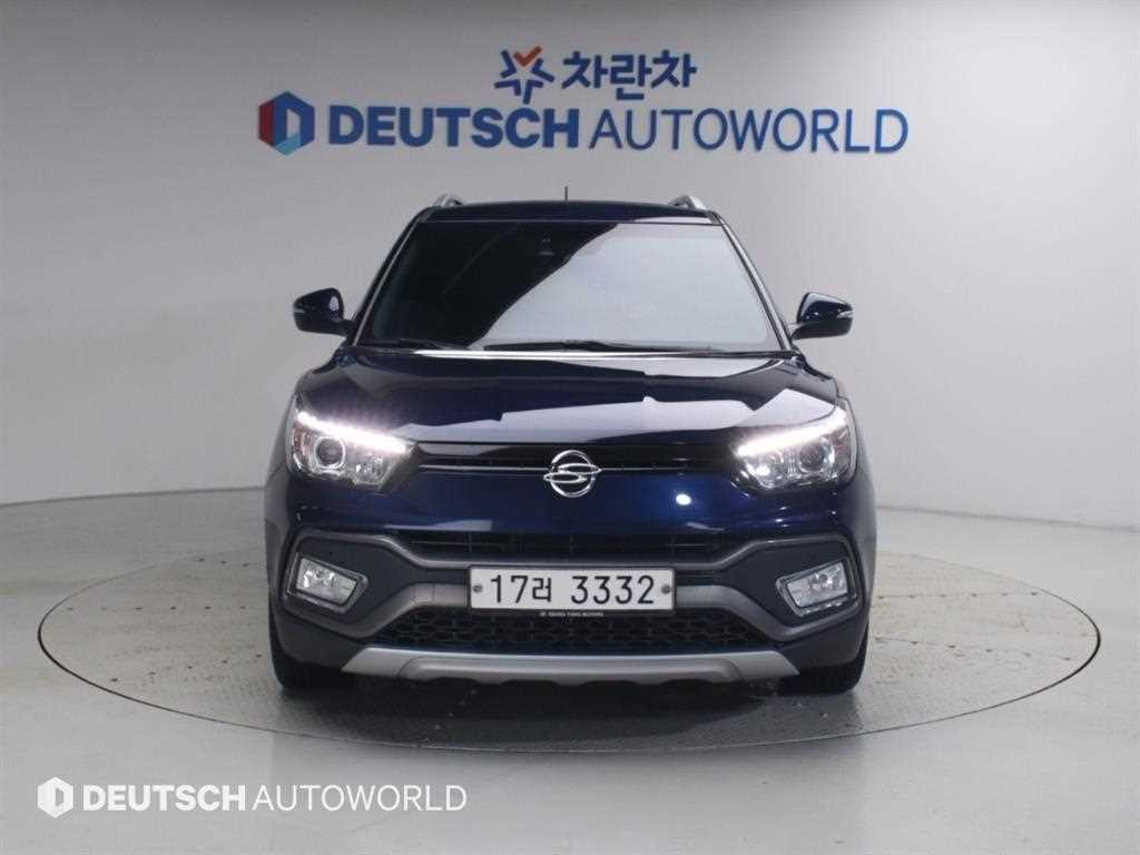 KG모빌리티(쌍용) 티볼리 티볼리 에어 4WD 디젤 1.6 RX 플러스 패키지 이미지 3