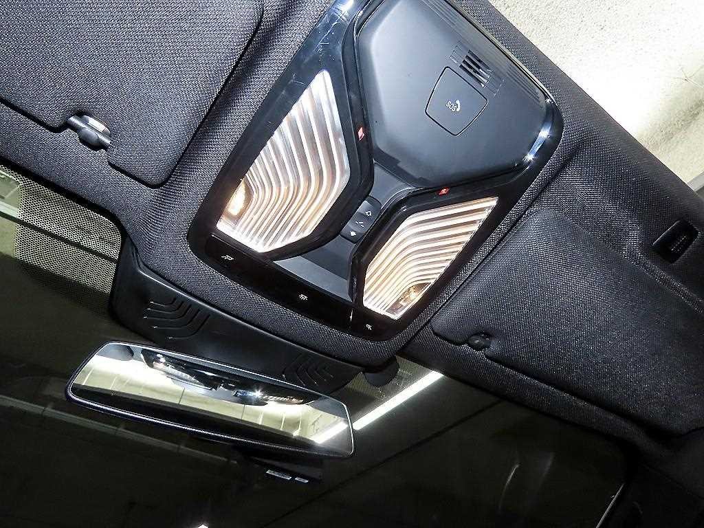 BMW 5시리즈 5시리즈 (G30) 520d xDrive M 스포츠 플러스 이미지 16