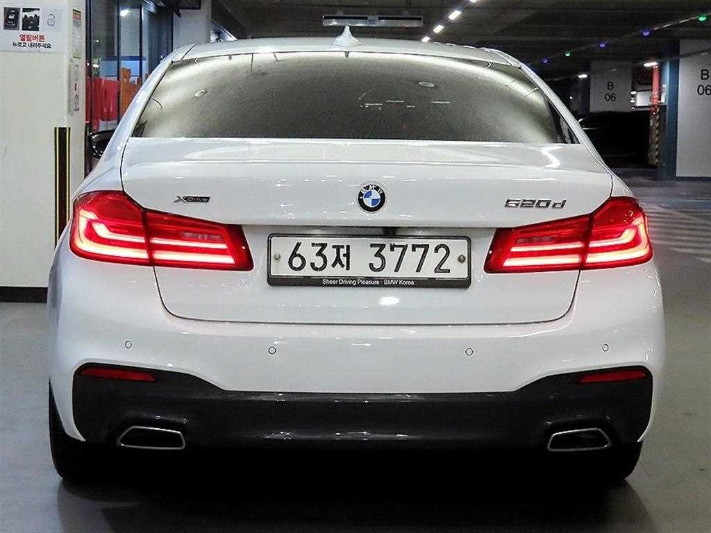 BMW 5시리즈 5시리즈 (G30) 520d xDrive M 스포츠 플러스 이미지 5